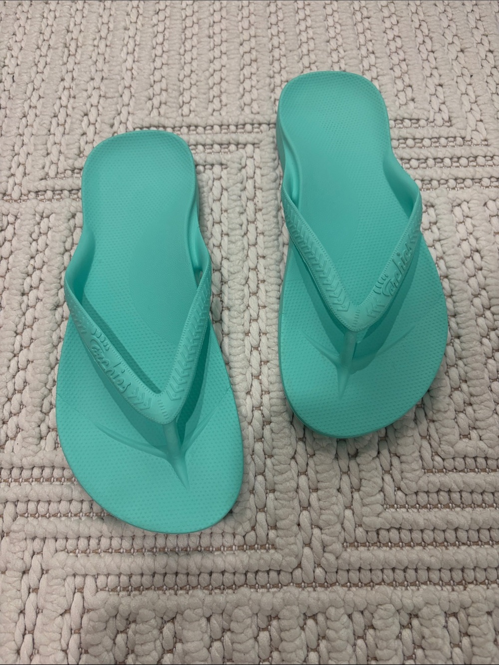 Archies Women’s Teal Flip-Flop Sandals - size 10 womens